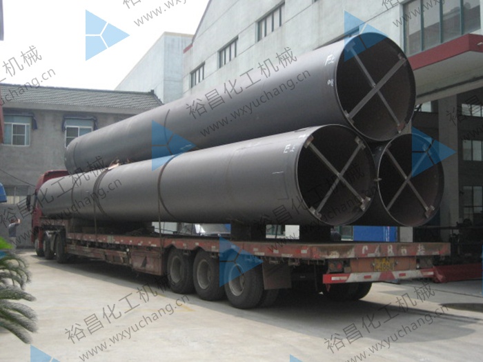 火炬筒体装车待发货